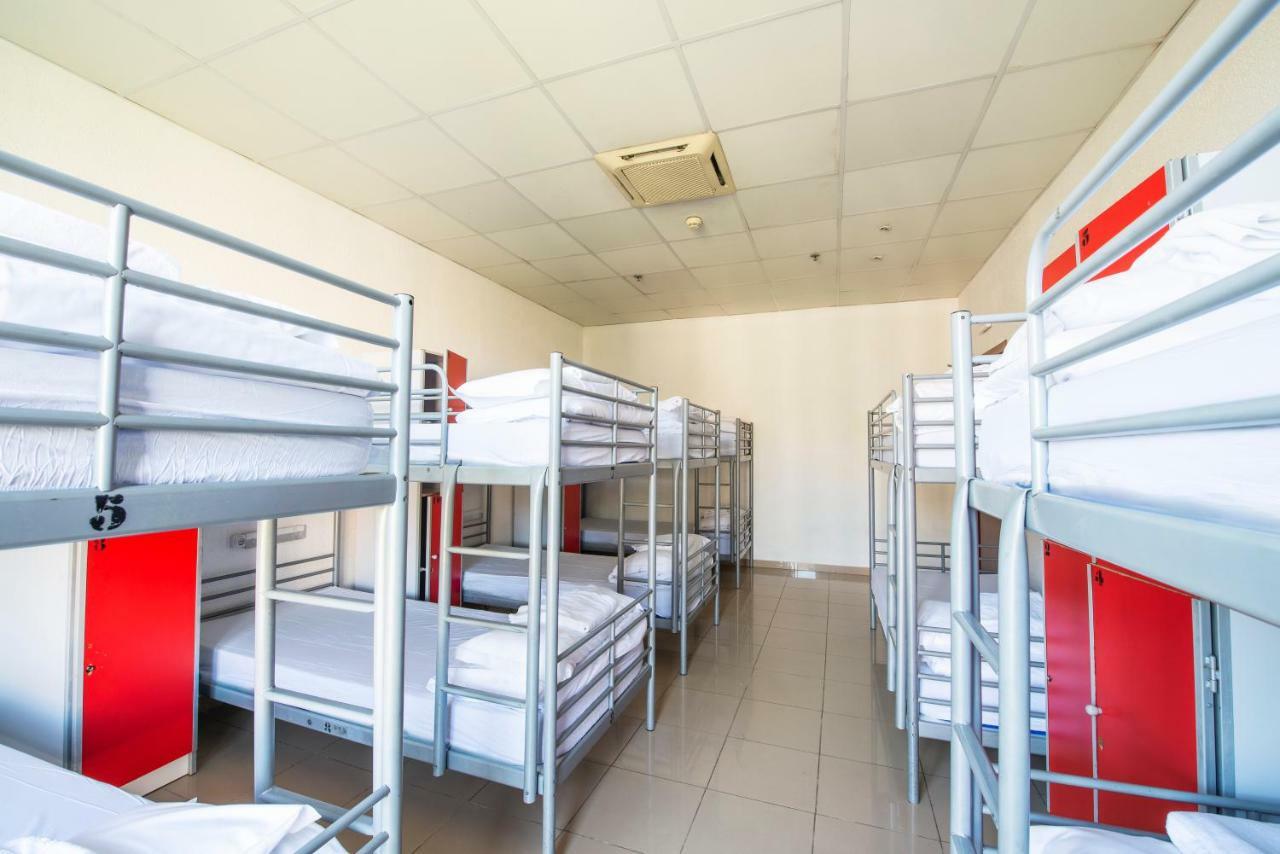 Safestay Barcelona Passeig De Gracia (Adults Only) Εξωτερικό φωτογραφία