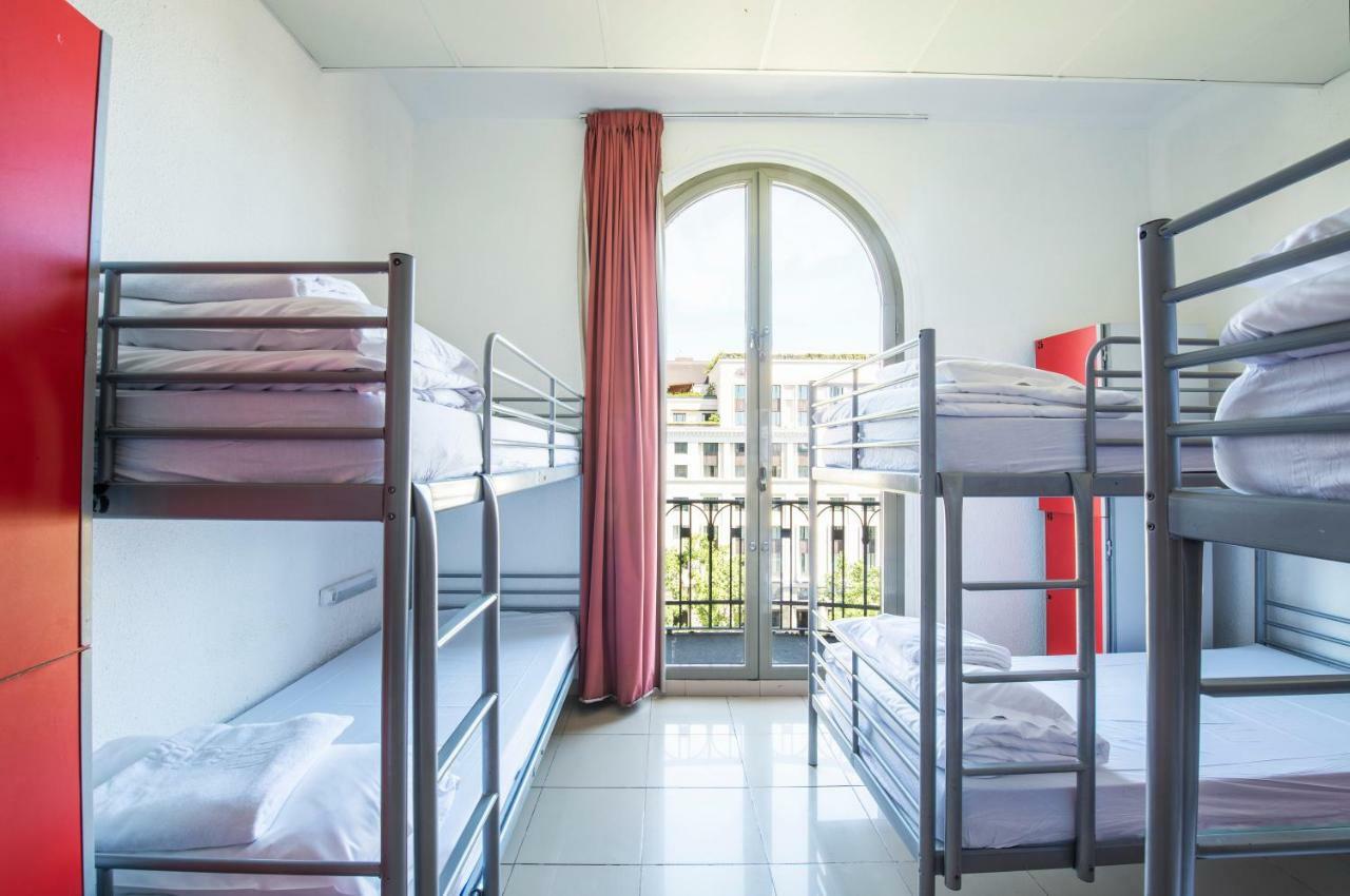 Safestay Barcelona Passeig De Gracia (Adults Only) Εξωτερικό φωτογραφία