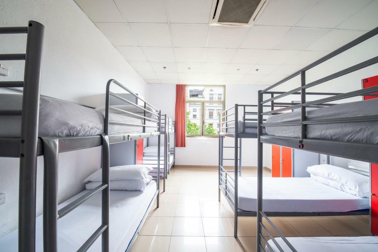 Safestay Barcelona Passeig De Gracia (Adults Only) Εξωτερικό φωτογραφία