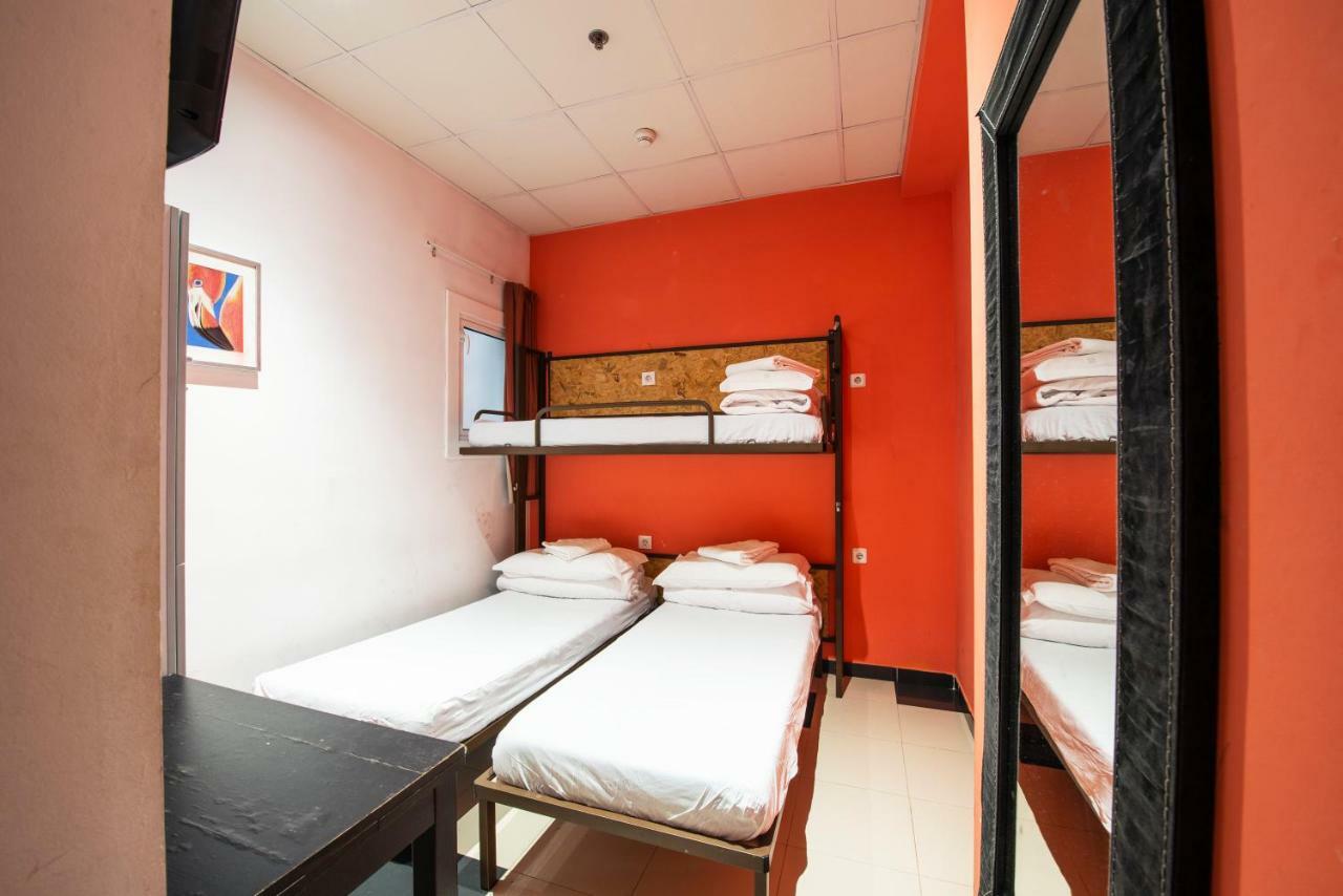 Safestay Barcelona Passeig De Gracia (Adults Only) Εξωτερικό φωτογραφία