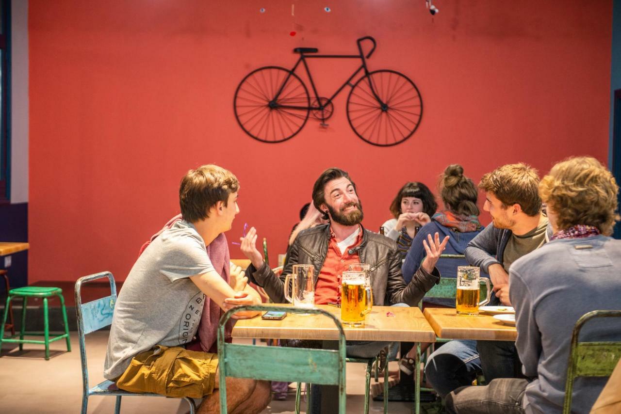 Safestay Barcelona Passeig De Gracia (Adults Only) Εξωτερικό φωτογραφία